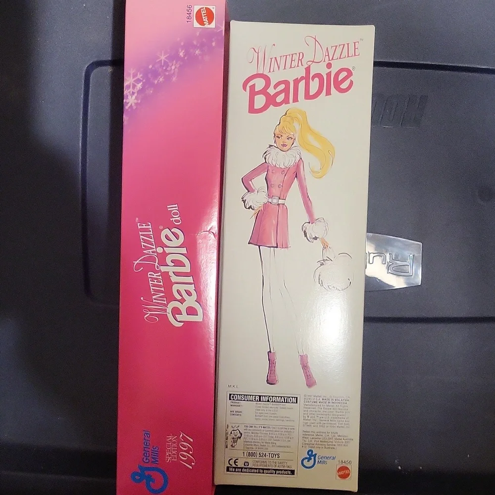 1997 general mills winter dazzle barbie - Picture 2 of 3